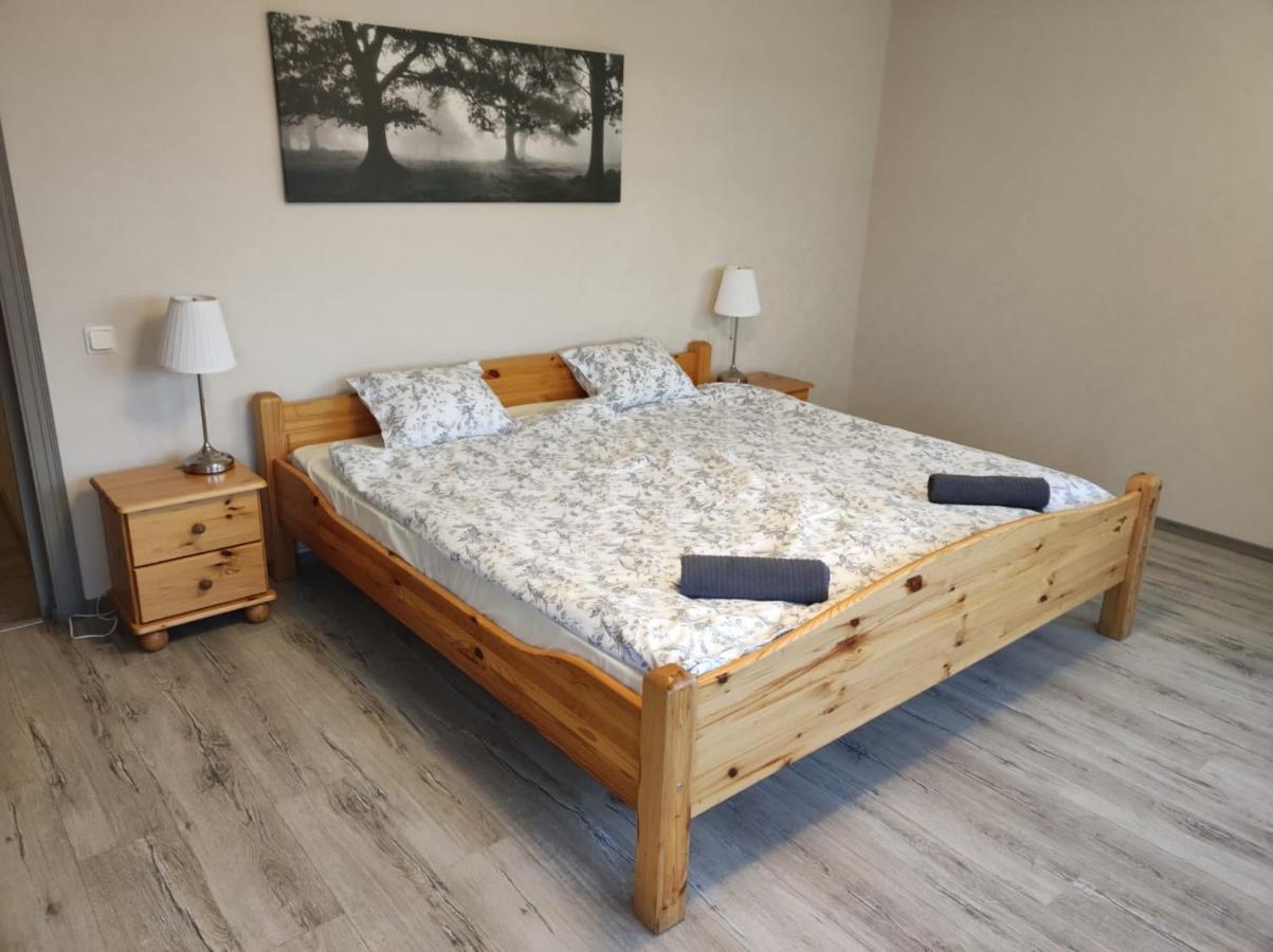 Rabbit Hotel Raiskums Ngoại thất bức ảnh