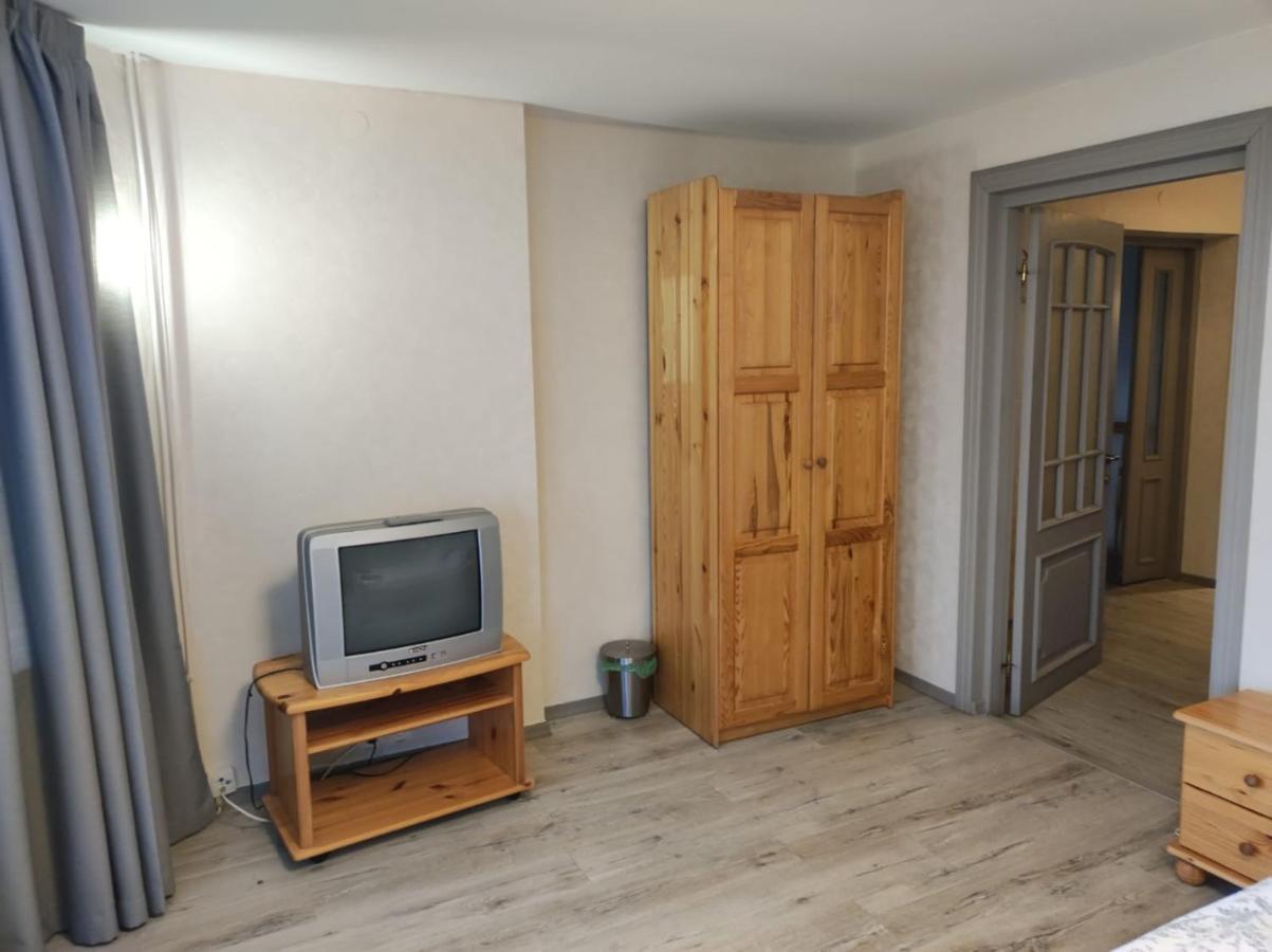Rabbit Hotel Raiskums Ngoại thất bức ảnh