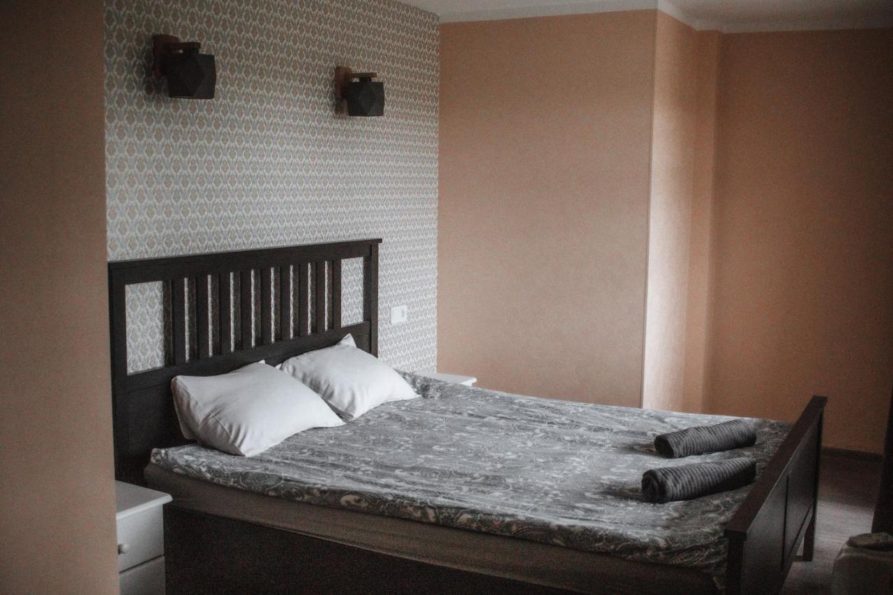 Rabbit Hotel Raiskums Ngoại thất bức ảnh