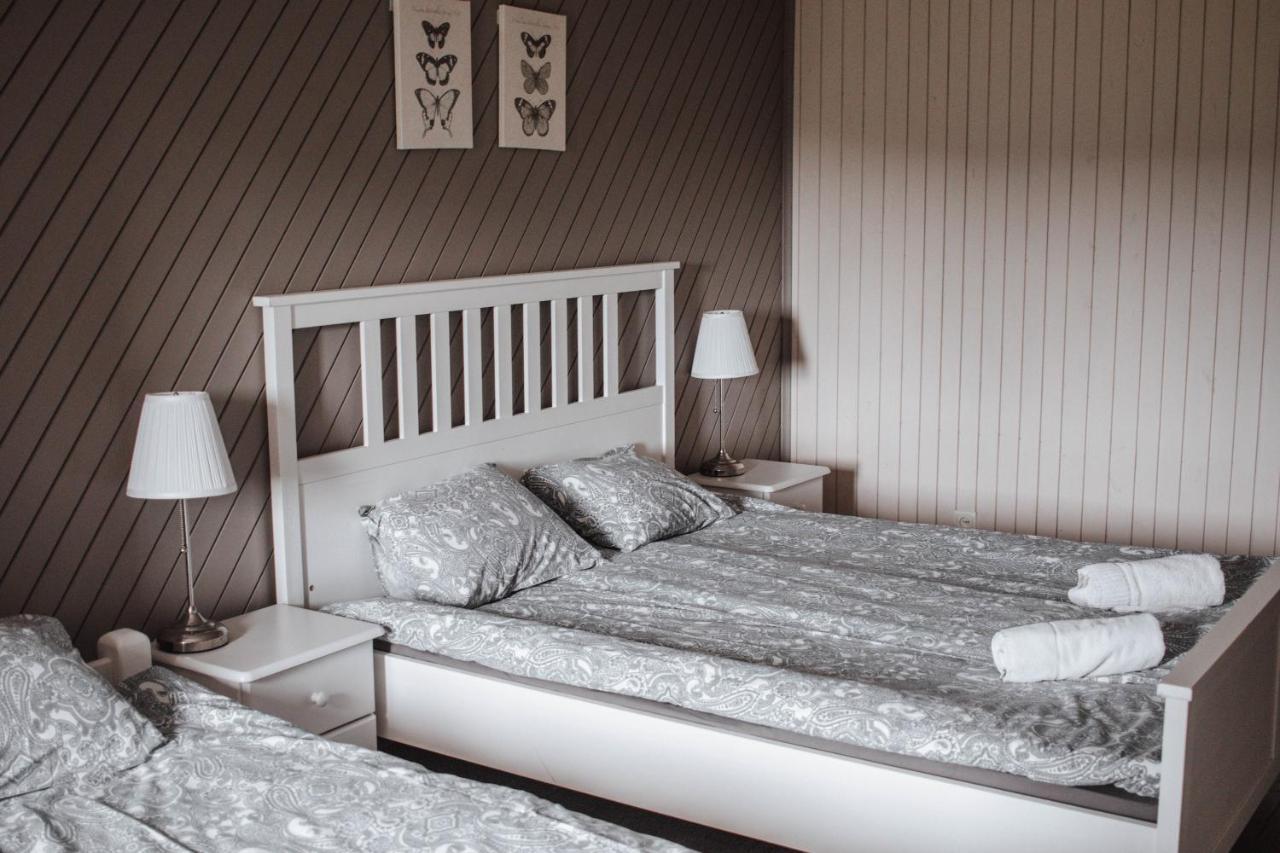 Rabbit Hotel Raiskums Ngoại thất bức ảnh