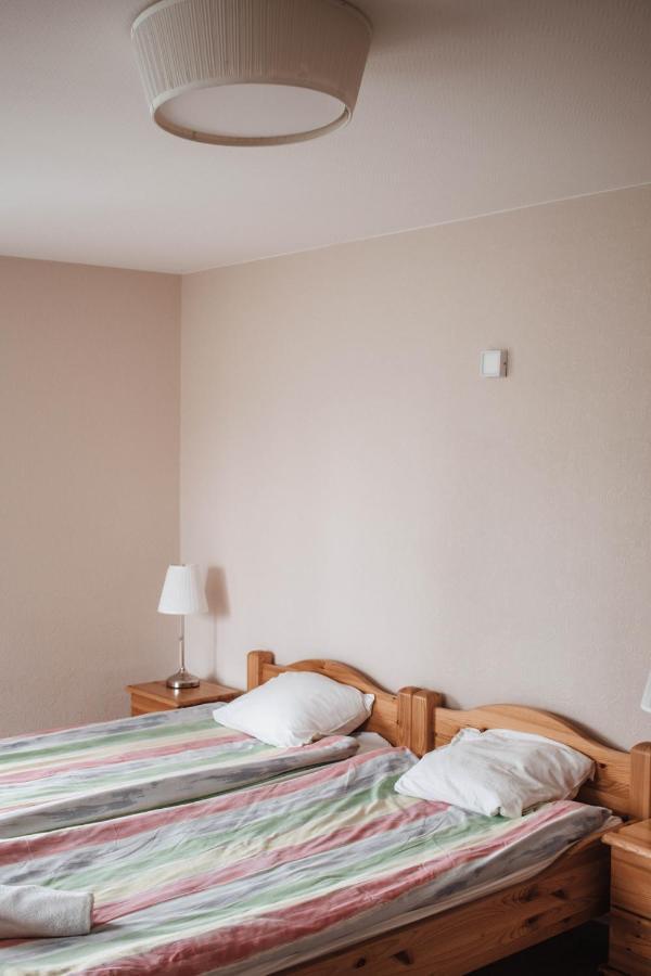 Rabbit Hotel Raiskums Ngoại thất bức ảnh